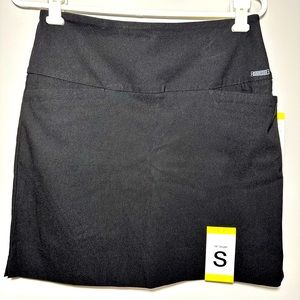 S. C. & Co. | Black Rayon Blend Tummy Control Skirt w/ Shorts | Women’s Size S